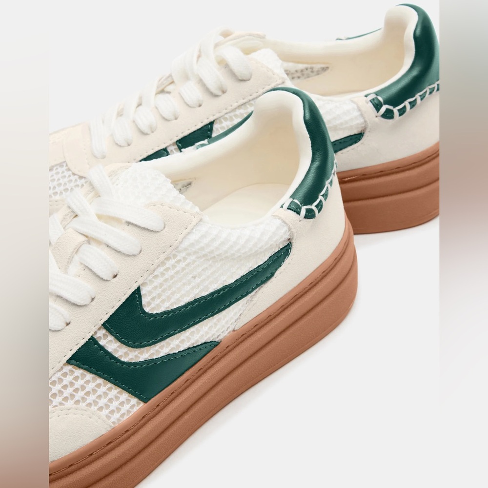 ❤️🔥BOGO FREE NWT Steve Madden Dodge Green White Platform Sneakers Gym Shoes 10 - Picture 3 of 6